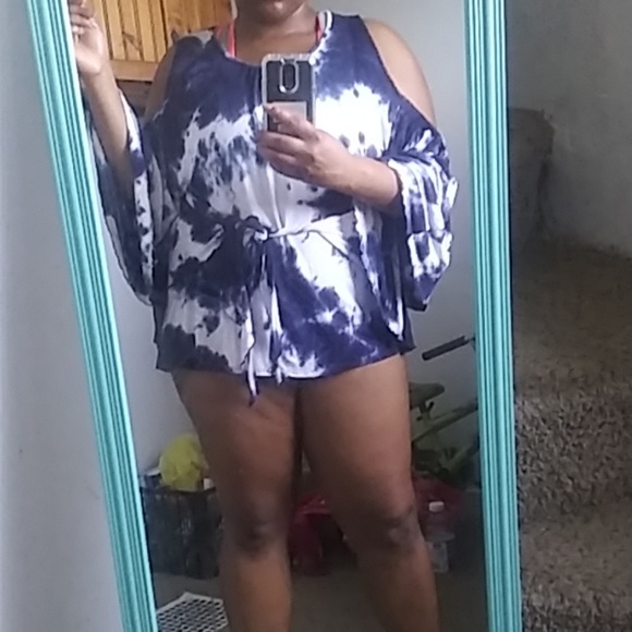 Shirt - Picture 2 of 2